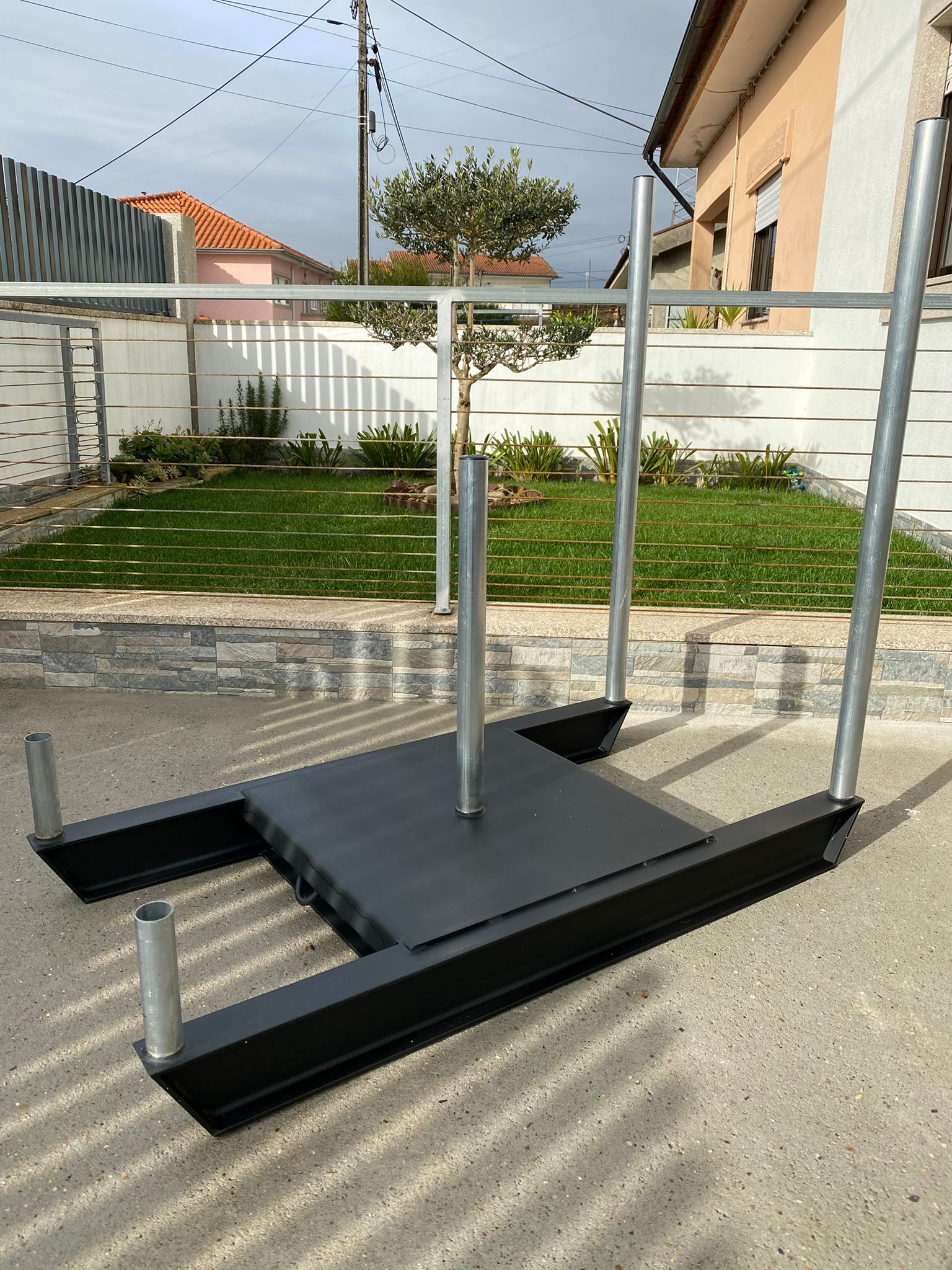 Prowler sled metálico personalizado